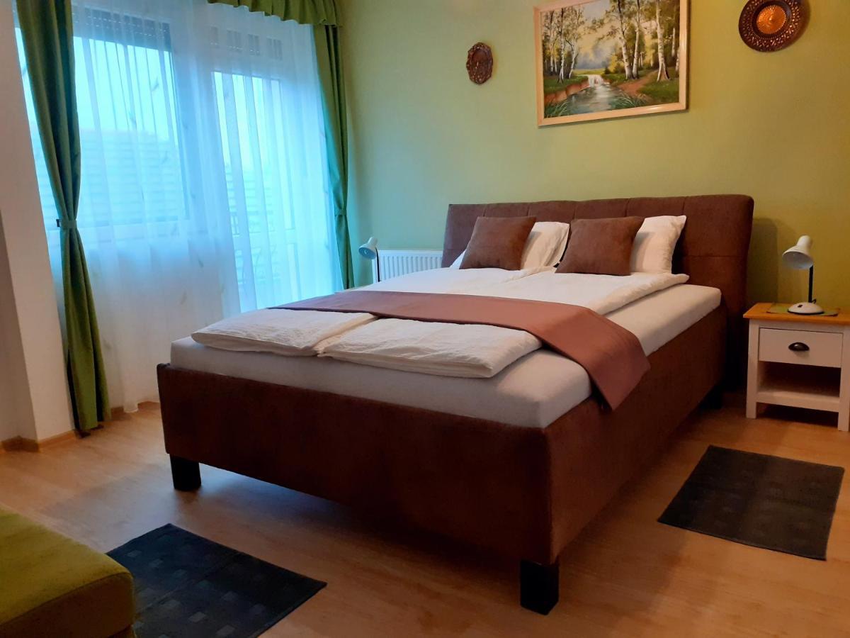 Pacsirta Vendégház Egerszalók Exterior foto